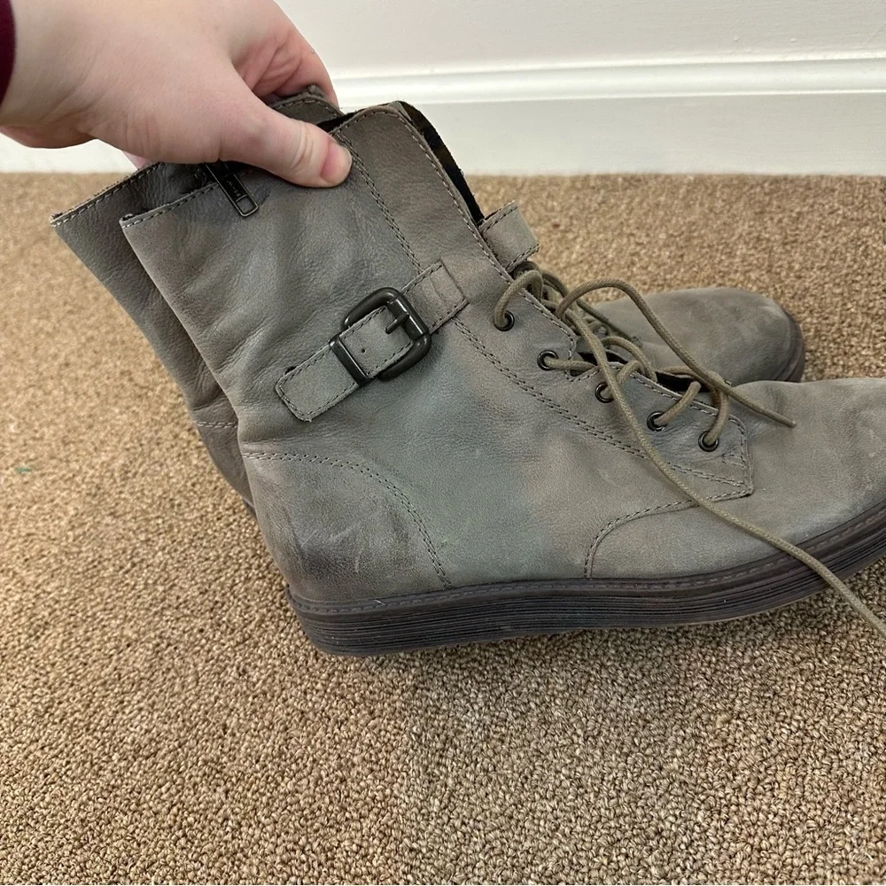 OBTB Gray Lace-Up Ankle Combat Boots Size 9 Women's